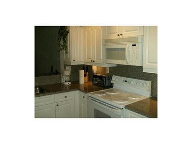 10933 NW 43rd Ln, Doral, FL 33178 - photo 4