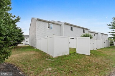 208 Yorktown Blvd unit 208, Hammonton, NJ 08037 - photo 3