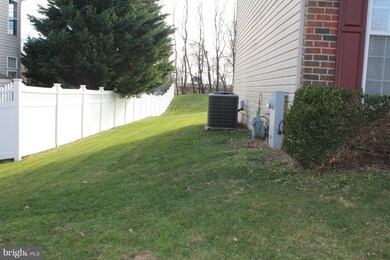 5668 Compton Ln, Sykesville, MD 21784 - photo 5