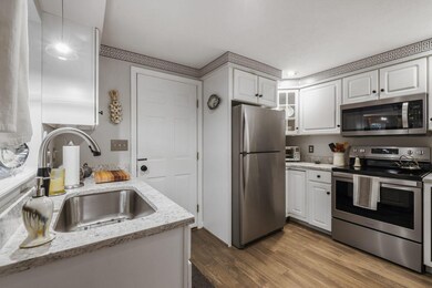 29 Stratford Place unit 9, Kennebunk, ME 04043 - photo 5