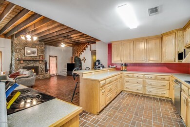 6849 Clyve Rd-4