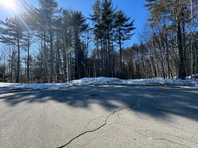 15 Macadamia Ln, Lewiston, ME 04240 - photo 2