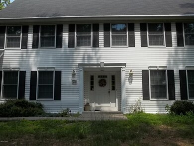 109 Delaware Crest Dr, Dingmans Ferry, PA 18328 - photo 3