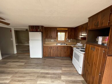 24 Ray St, Gorham, NH 03581 - photo 6