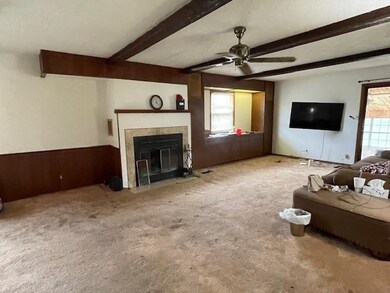 1401 Beverly Dr, Enid, OK 73703 - photo 5