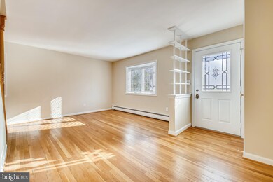 10808 Hobson St, Kensington, MD 20895 - photo 5