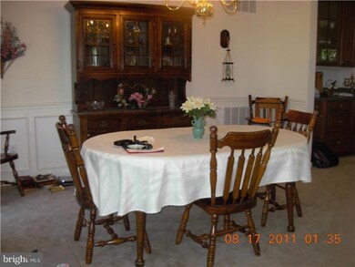 1028 Beckley Dr, Williamstown, NJ 08094 - photo 3