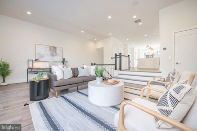 3733 Glenmoor Reserve Ln, Chevy Chase, MD 20815 - photo 7