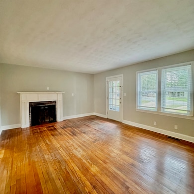 120 Hampton Ave, Florence, AL 35630 - photo 5