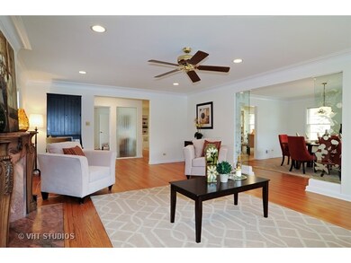 2904 W Granville Ave, Chicago, IL 60659 - photo 3