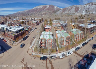 702 E Hyman - Aerial.3