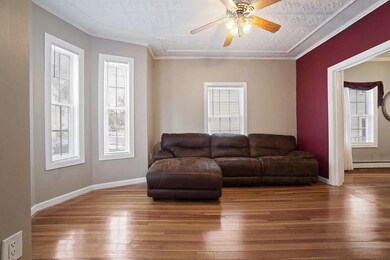 106 Beech St, Lowell, MA 01850 - photo 3