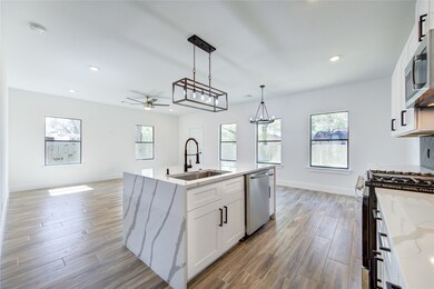 950 Junell St, Houston, TX 77088 - photo 6