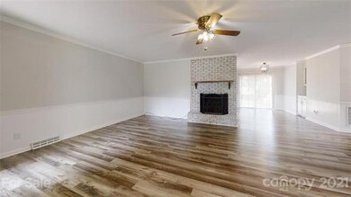 827 Old Lincolnton Crouse Rd, Lincolnton, NC 28092 - photo 5