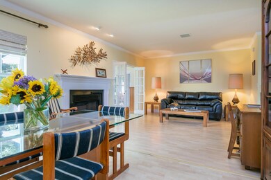 24 Macintosh Ln Old Orchard-large-017-03