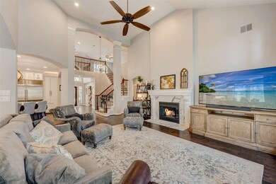 13814 Lakewood Crossing Blvd, Houston, TX 77070 - photo 6