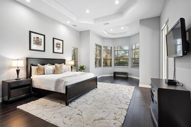 Extended Master Bed with lovely sitting area