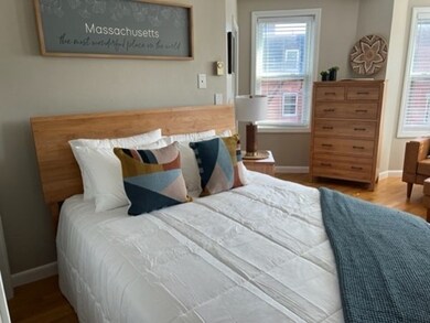 400 Hanover St unit 5A, Boston, MA 02113 - photo 6