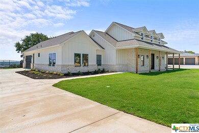 240 Skyline Dr, Copperas Cove, TX 76522 - photo 2