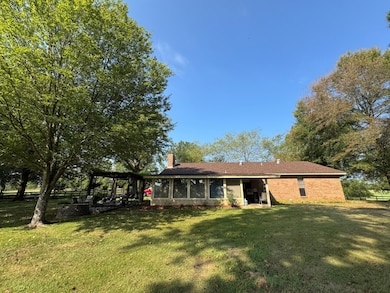 2762 U S 51, Duck Hill, MS 38925 - photo 4