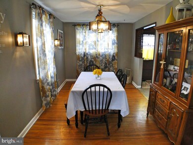 714 2nd Ave, Folsom, PA 19033 - photo 4