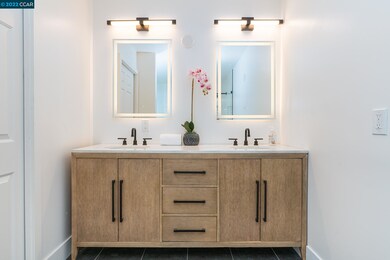 6899 Bristol Dr, Berkeley, CA 94705 - photo 7