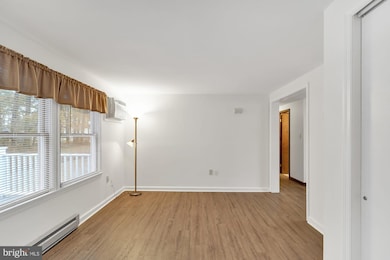 519 Harrington Ave, Cambridge, MD 21613 - photo 2