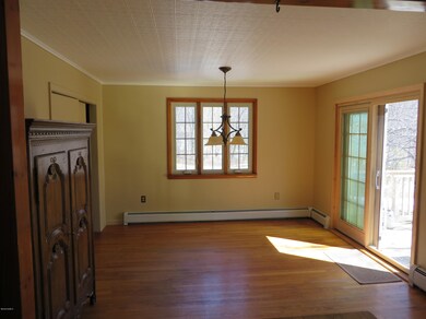 Bedroom 4 IMG_0137