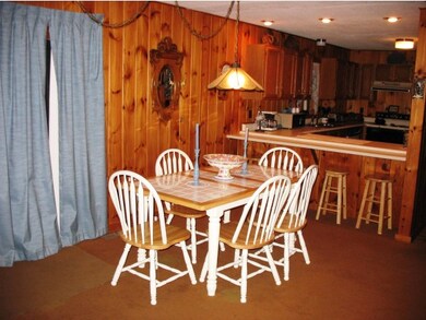 511 E Lake Rd, Ludlow, VT 05149 - photo 2