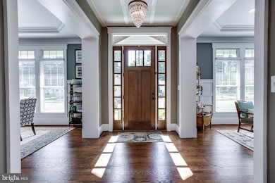 502 Valley Dr SE, Vienna, VA 22180 - photo 7