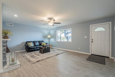 2102 N 25th Place, Phoenix, AZ 85008 - photo 4