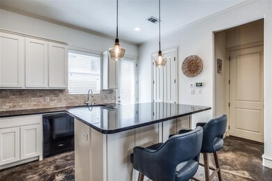 2627 N Garrett Ave, Dallas, TX 75206 - photo 7