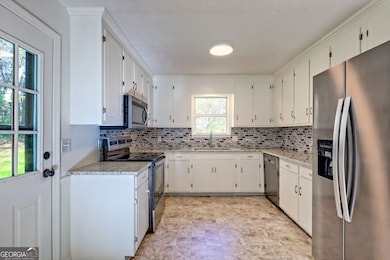 271 Modoc Dr, Cornelia, GA 30531 - photo 2