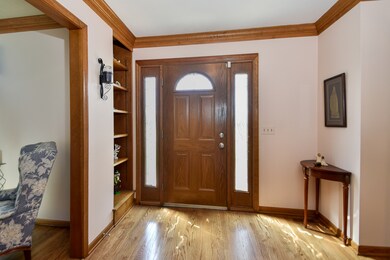 625 Bluegrass Dr, Wheaton, IL 60189 - photo 5