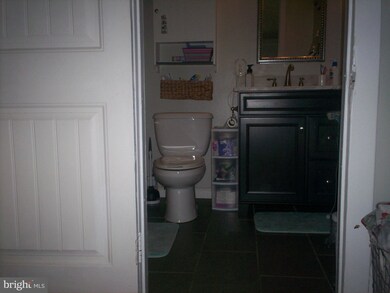 25 Vernon St, Keyser, WV 26726 - photo 6