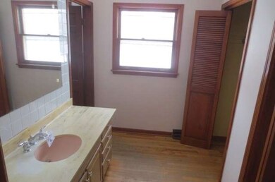 331 Woodland Hills Rd, Batavia, IL 60510 - photo 7