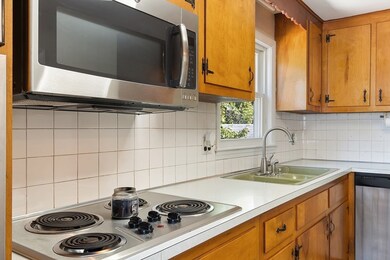 18 Pleasant St, Littleton, MA 01460 - photo 7