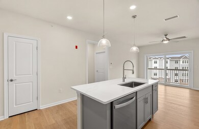 320 Martins Landing unit 103, North Reading, MA 01864 - photo 6