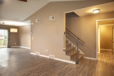 1086 Vinyard Dr unit 6, Oregon, WI 53575 - photo 4