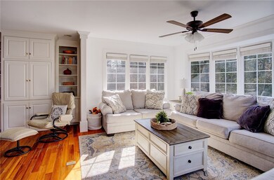 211 Lakeside Dr, Walhalla, SC 29691 - photo 4