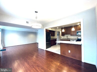 1659 Parkcrest Cir unit 6C/200, Reston, VA 20190 - photo 3