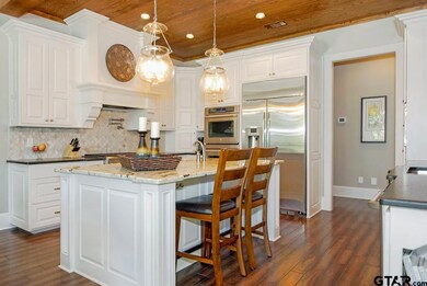 2055 2055 Stonegate Valley Dr, Tyler, TX 75703 - photo 7