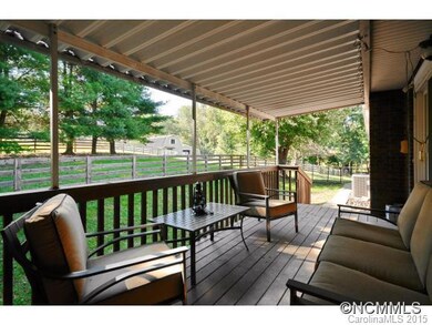 70 Odonald Rd, Asheville, NC 28806 - photo 7