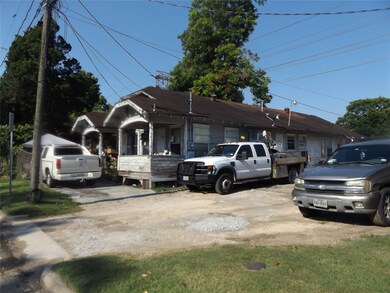5617 Elysian St unit 8, Houston, TX 77009 - photo 3