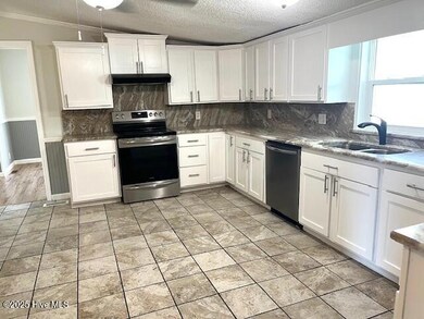 1842 Wood Duck St SW, Supply, NC 28462 - photo 7