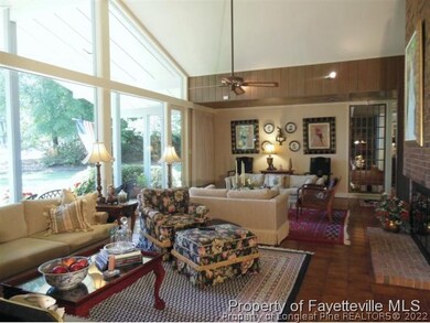 1202 Longleaf Dr, Fayetteville, NC 28305 - photo 6