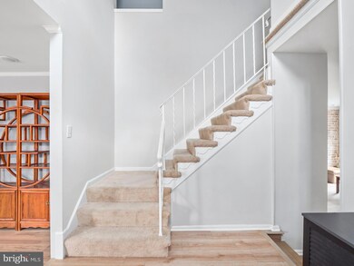 9420 Copenhaver Dr, Potomac, MD 20854 - photo 5