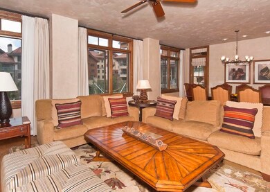 Living Area 2