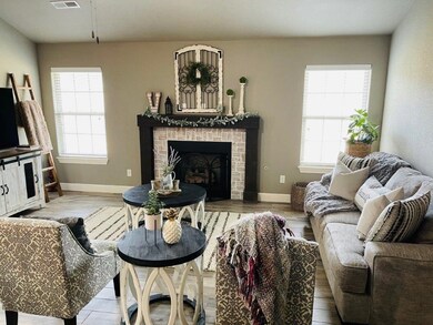 1290 Silver Oak St, Elkins, AR 72727 - photo 5