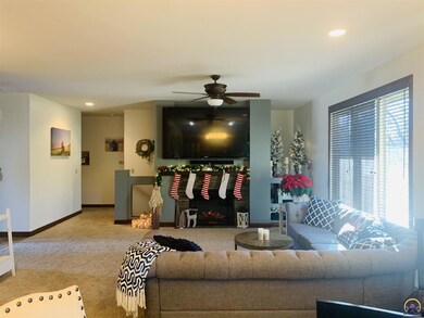 5301 SW Timber Ridge Ln, Topeka, KS 66610 - photo 2